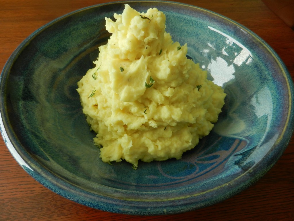 easy garlic mash patotes