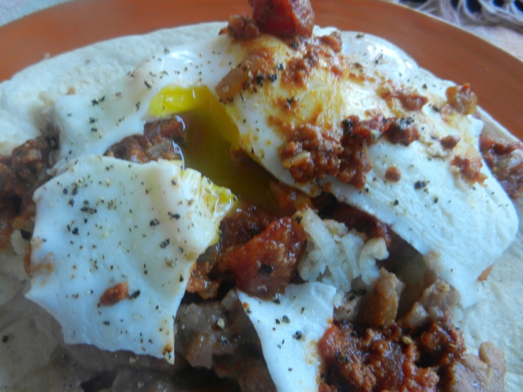 easy chorizo and eggs